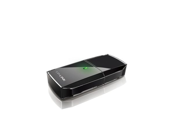 Безжичен адаптер TP-LINK Archer T2U, AC600, Dual band, USB, вградена антена 4