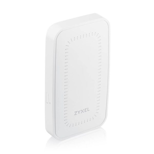 Безжичен двулентов Access Point ZYXEL WAX300H, 2.4/5GHz, 575/2400Mbps 4