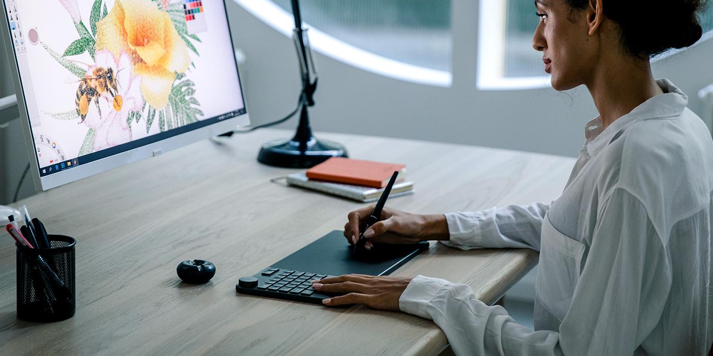 Графичен таблет HUION Inspiroy Keydial KD200, USB-C, Bluetooth, Metal Grey 4