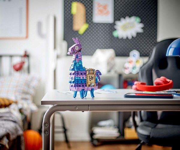 LEGO Fortnite supply llama- 77071 5