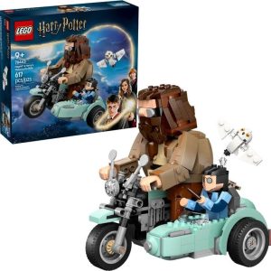 LEGO Harry Potter Hagrid and Harry's Motorcycle Ride - 76443 1