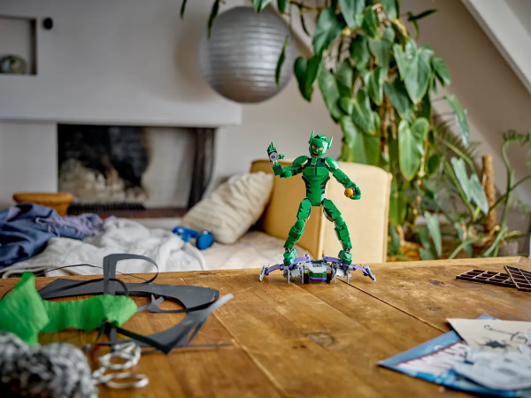 LEGO Marvel - Green Goblin Construction Figure - 76284 4