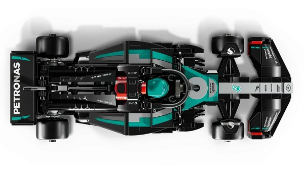 LEGO Speed Champions: Mercedes-Amg F1® W15 Race Car 77244 3