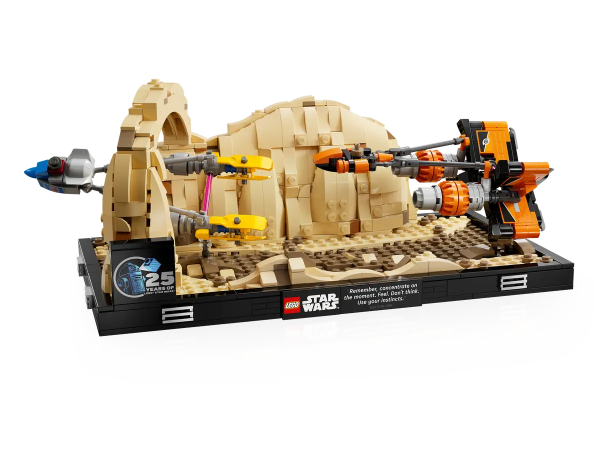 LEGO STAR WARS - Mos Espa Podrace - Diorama, 75380 2