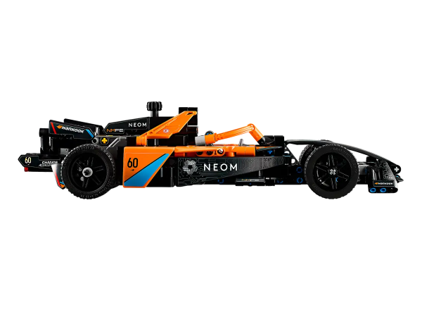 LEGO Technic - NEOM McLaren Formula E Race Car - 42169 4