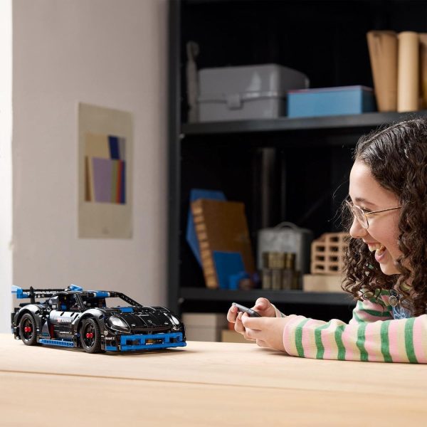 LEGO Technic - Porsche GT4 e-Performance Rennwagen, 42176 8