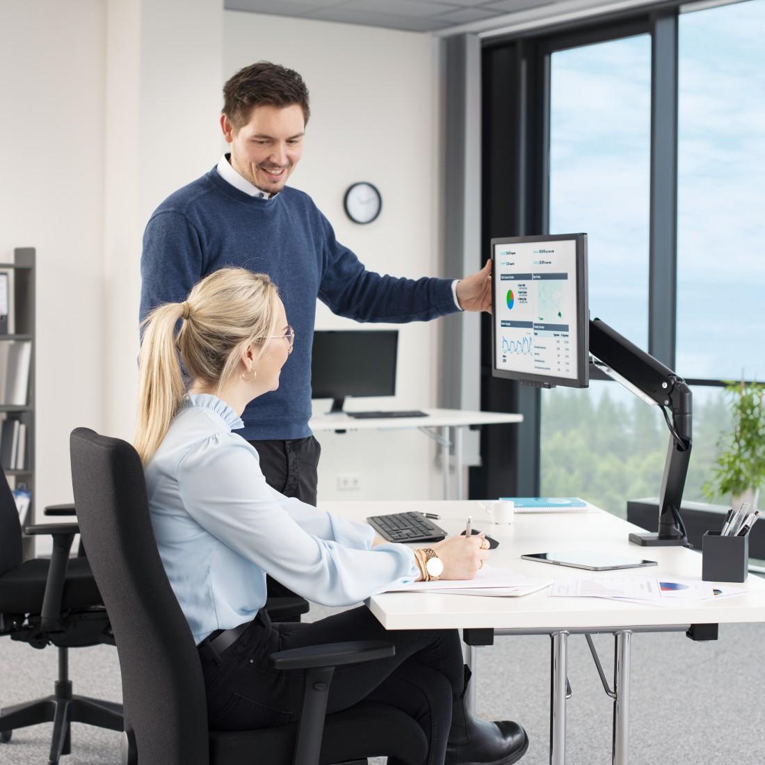 Стойка за монитор за бюро HAMA, Регулируема, Амортисьор, 13" - 35", 15 кг, Черна 14