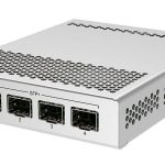 Суич Mikrotik CRS305-1G-4S+IN, 1xGigabit LAN, 4xSFP+ cages 1