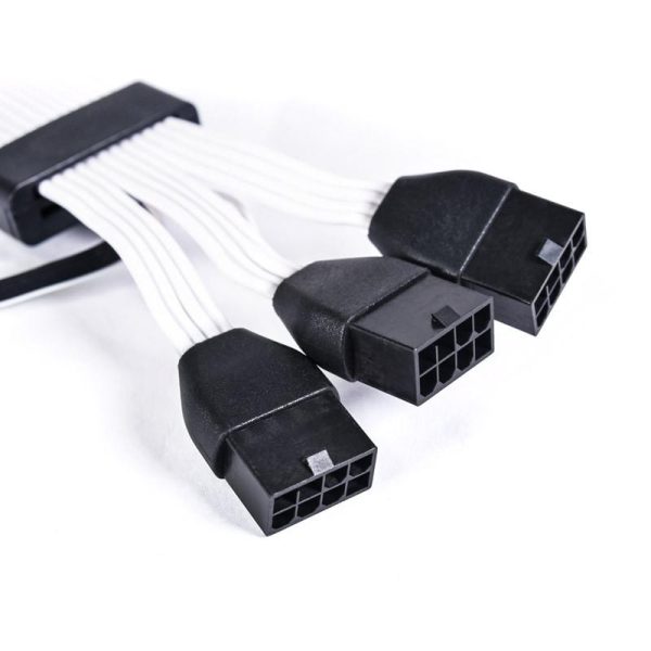 Удължителен RGB кабел Lian-Li Strimer Plus V2, 16-Pin 12VHPWR към 3x8-Pin за RTX 40-та серия, 108 LED 5