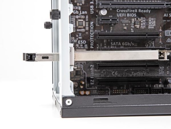 Вътрешна тава Delock, PCI Express Card за 1 x M.2 NVMe SSD - Low Profile Form Factor 8