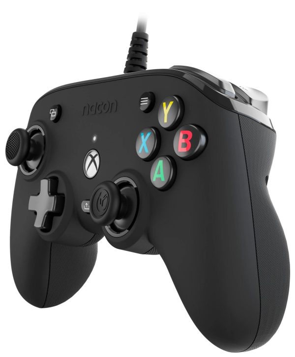 Жичен геймпад Nacon XBox Series Pro Compact Black, Черен 4