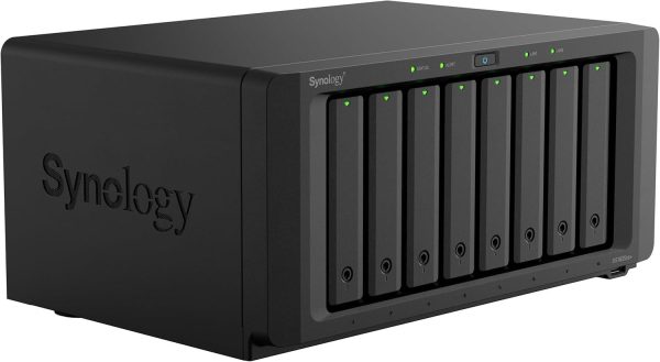Мрежов сторидж Synology DS1825+, за 8 диска, AMD Ryzen V1500B, 8 GB DDR4 4
