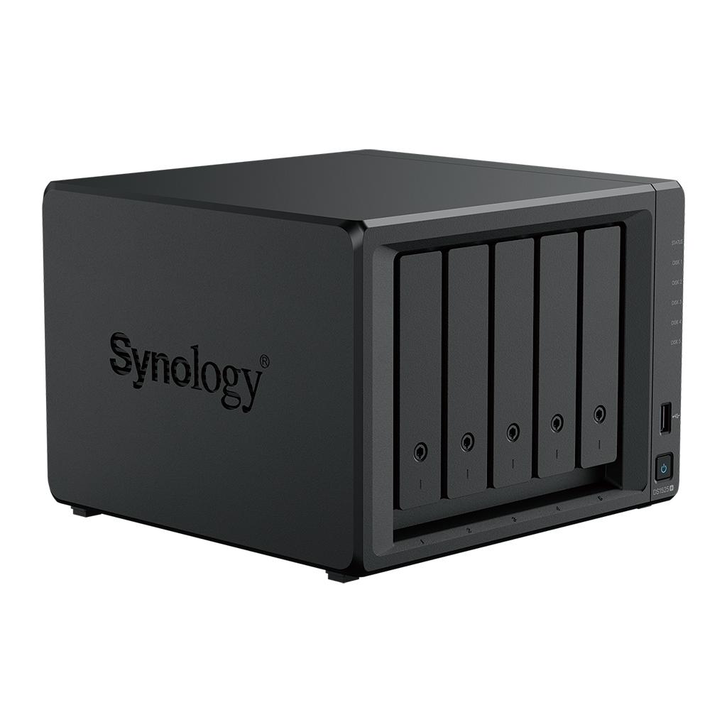 Мрежов сторидж Synology NAS DS1525+, за 5 диска, AMD Ryzen V1500B, 8GB DDR4 SODIMM 3
