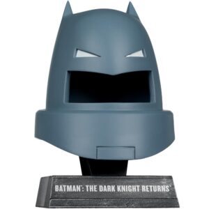 Фигурка DC Direct Armored Batman (The Dark Knight Returns) Cowl Replica 1:3 Scale McFarlane 1