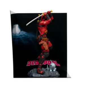 Фигурка Marvel Deadpool 1:10th Scale Collectible with Scene (Deadpool #1) McFarlane 1